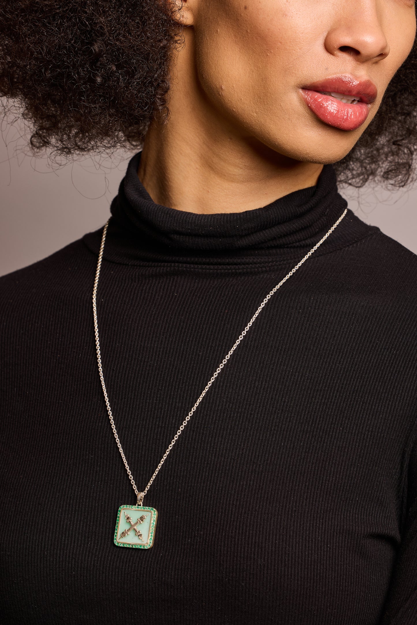 Introvert Crest Necklace Emerald