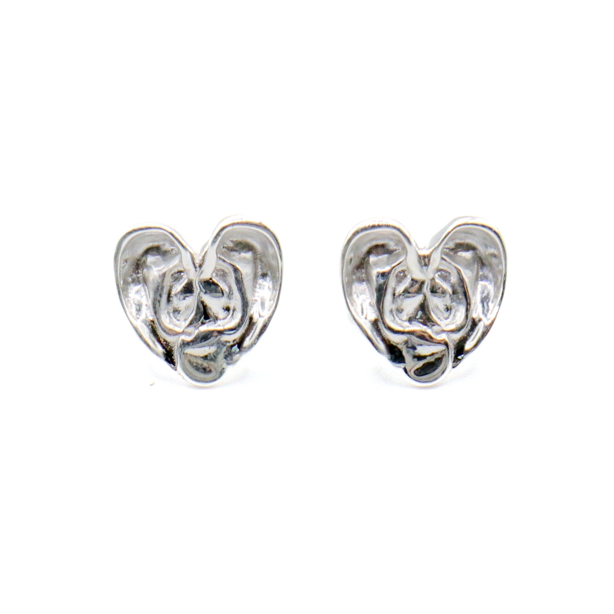 Small heart earrings made of 2 ears